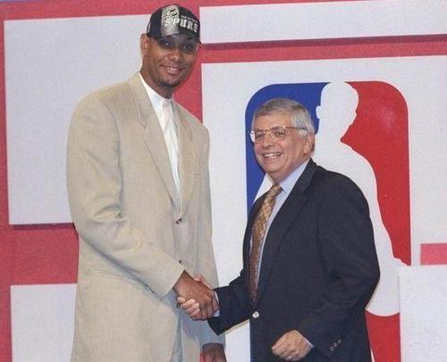 强化团队配 强化团队配